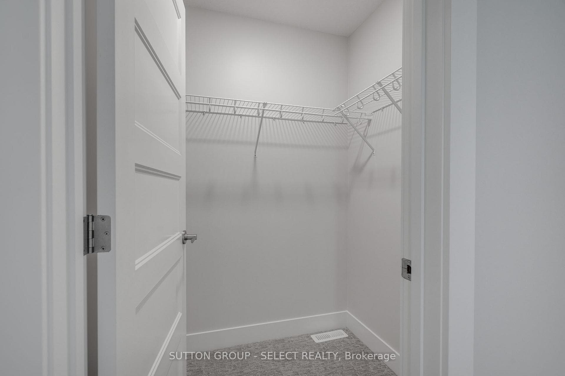 7966 FALLON Drive Unit 28 photo 26