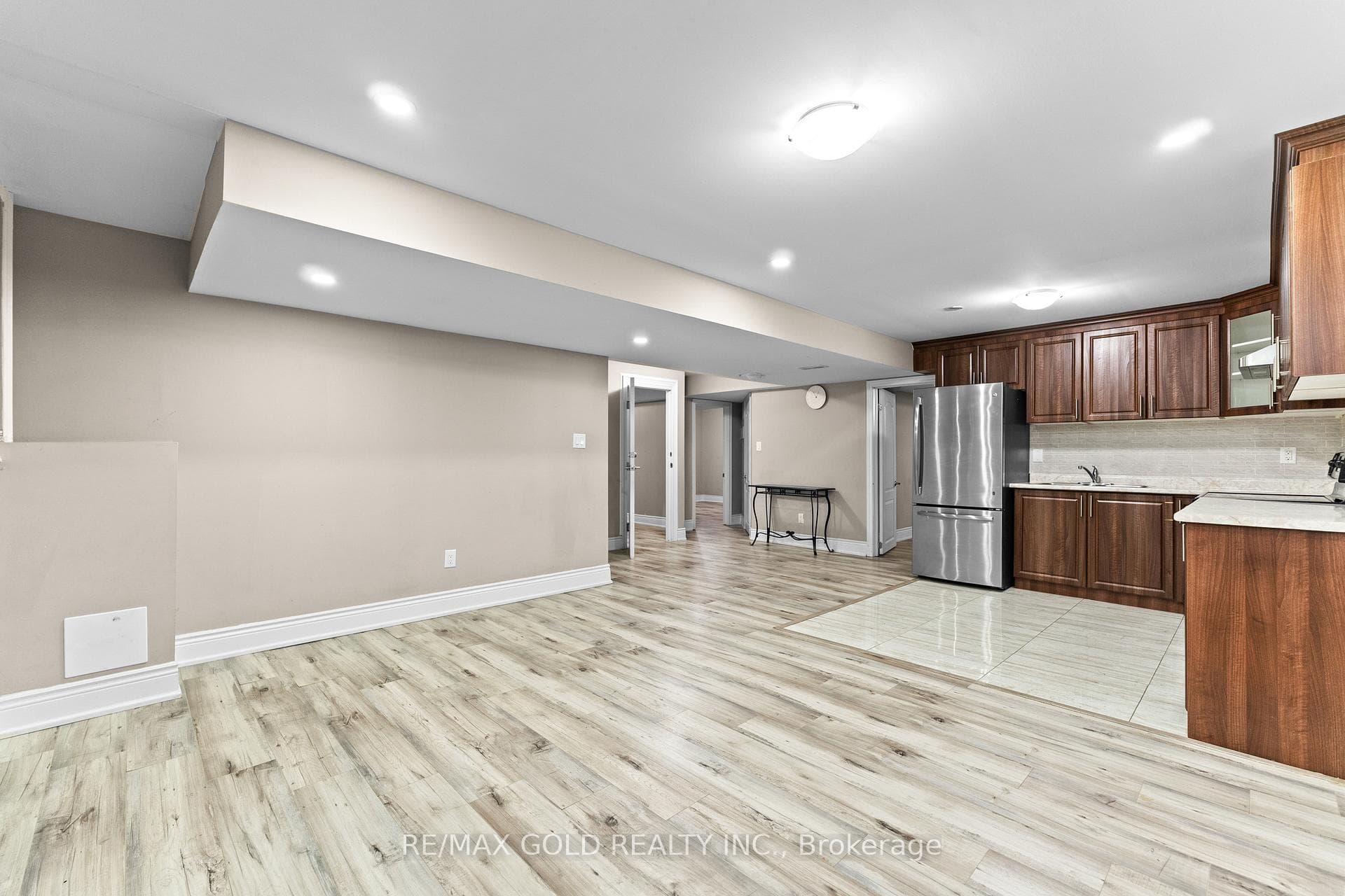 16 Cloverhaven Road photo 3