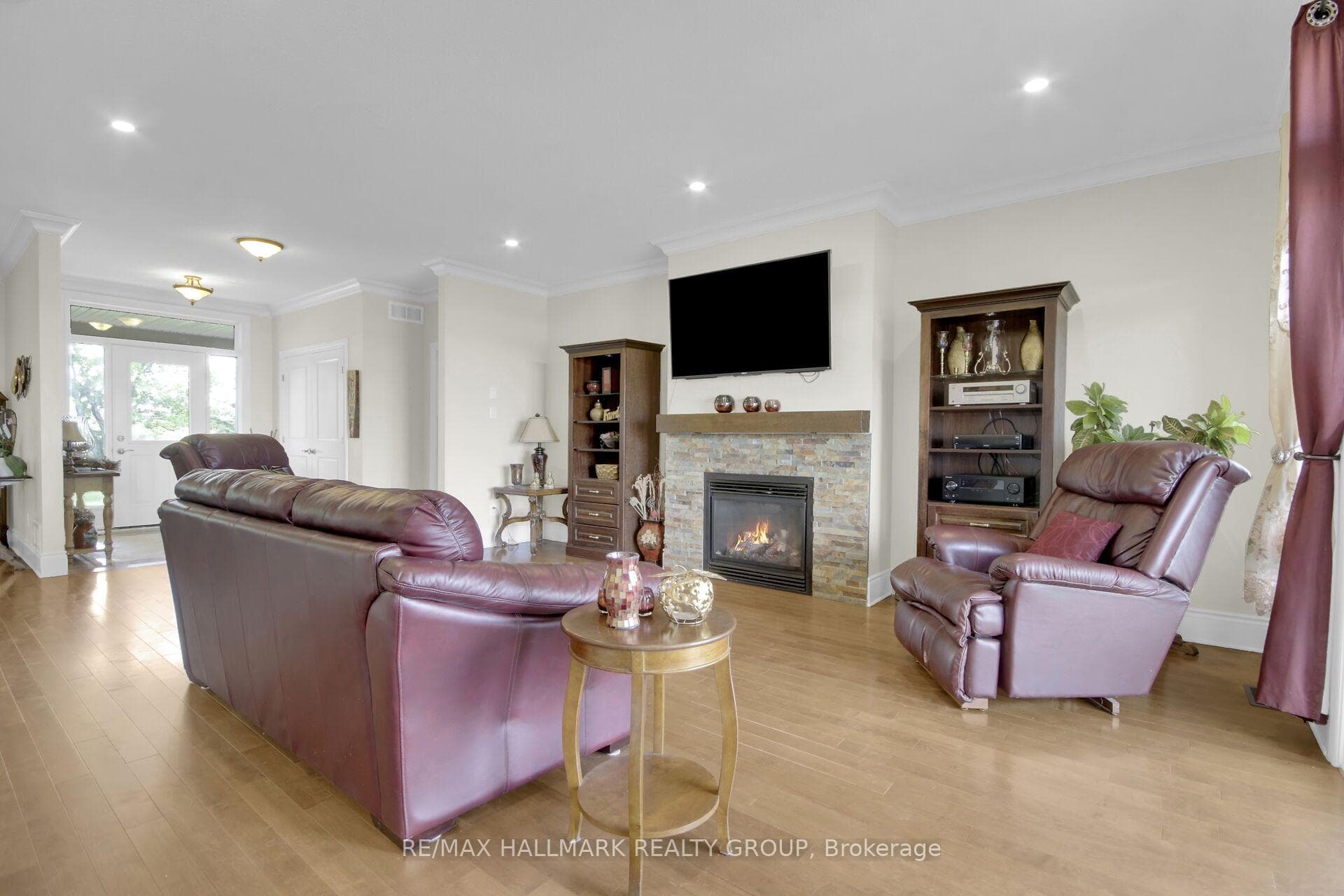 7479 Bleeks Road photo 4