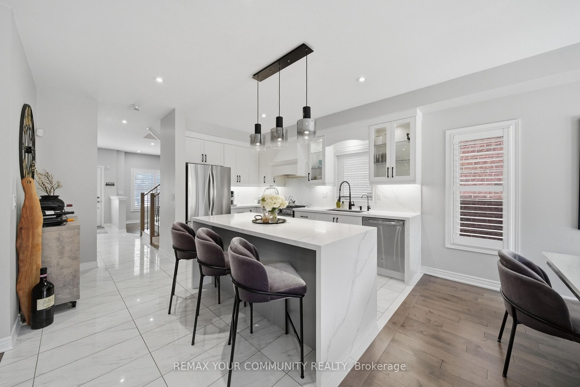275 Sharon Creek Drive photo 10