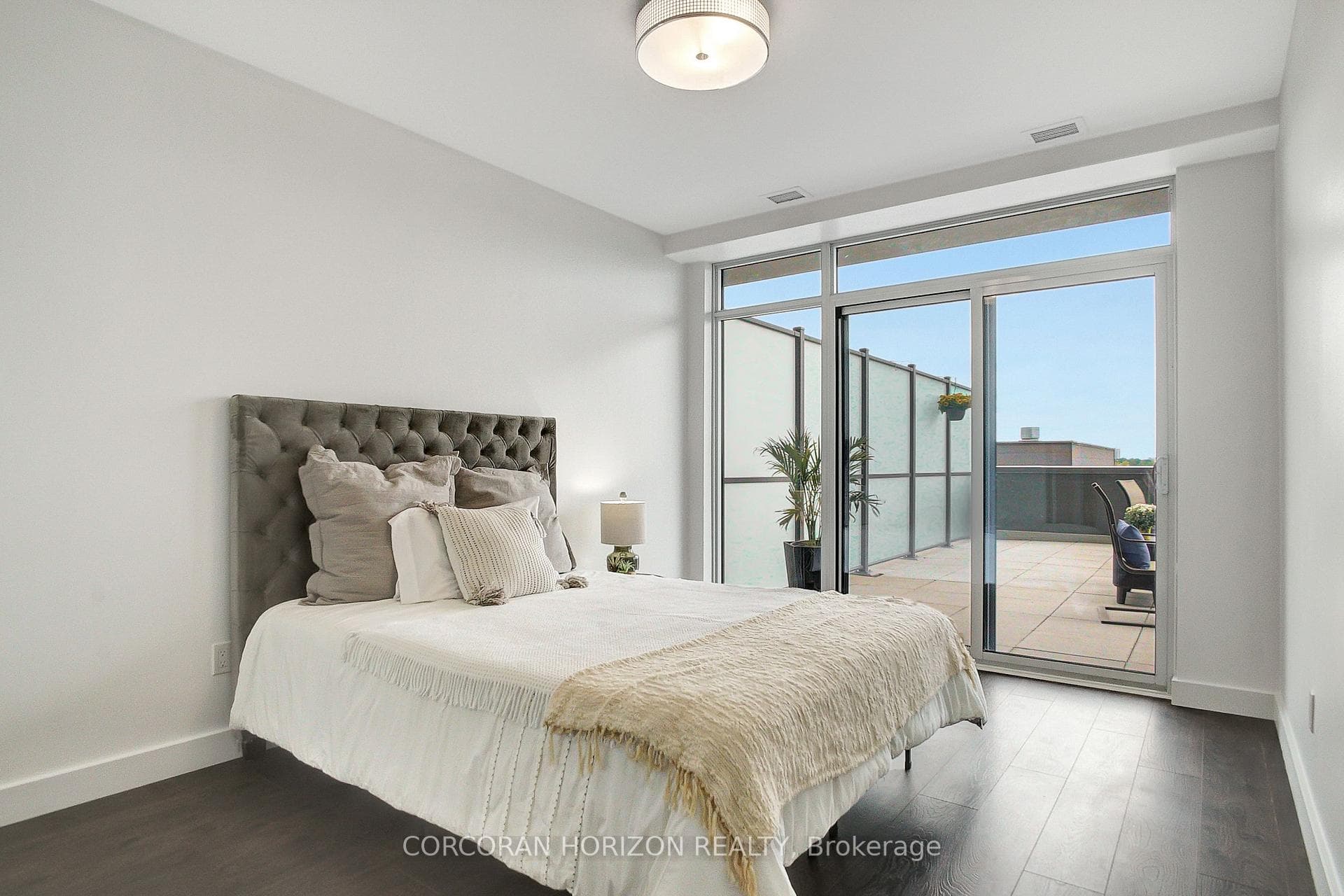 50 Grand Avenue Unit 607 photo 11