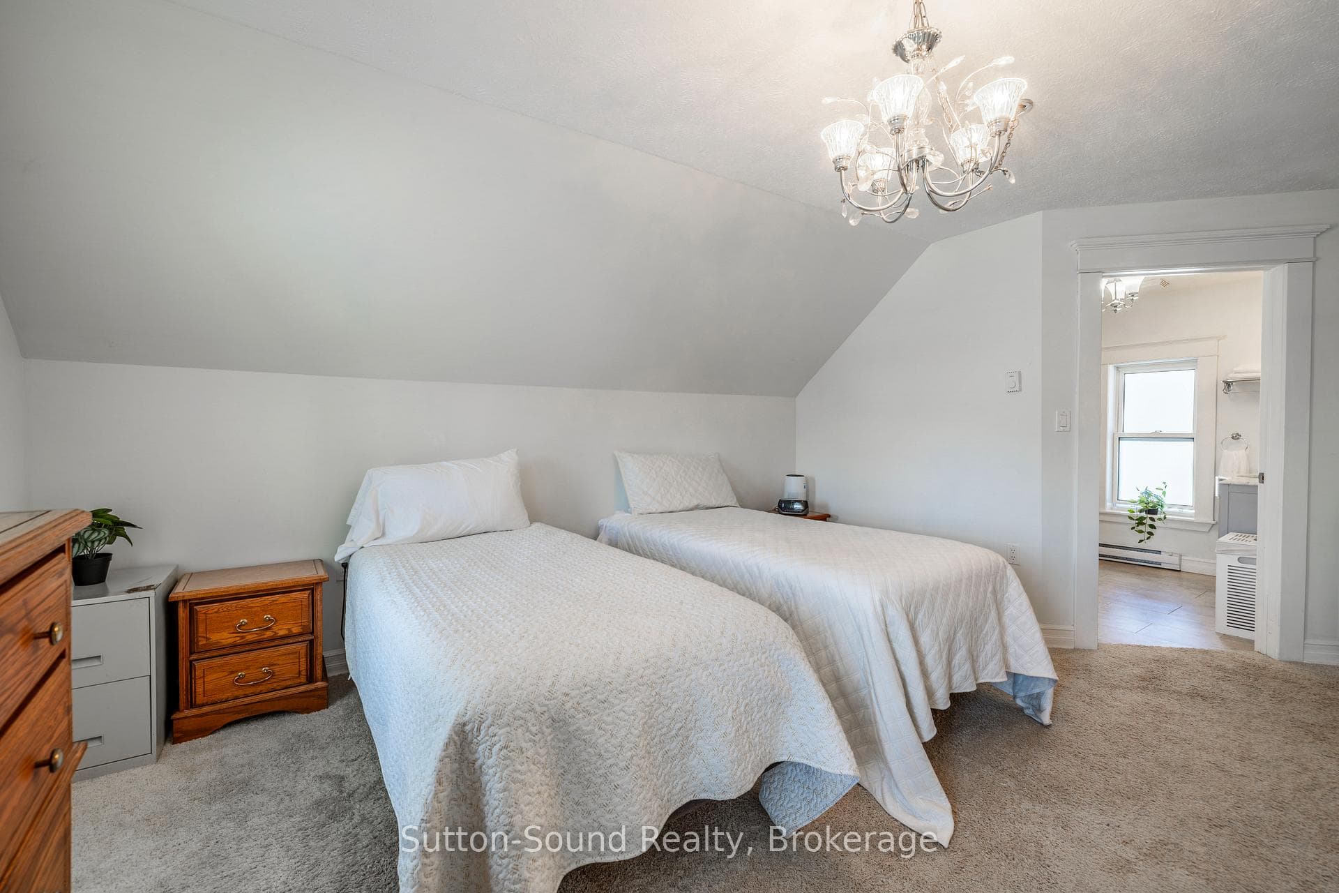 601 Dawson Street photo 14