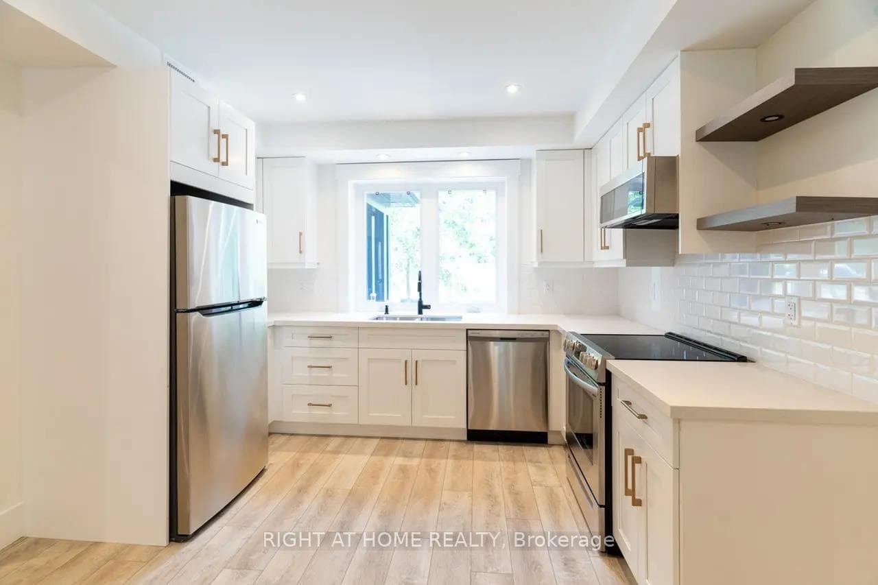 129 Kenilworth Avenue Unit Main photo 6