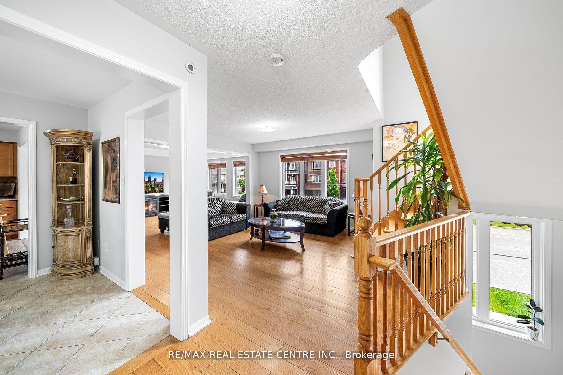 281 Dymott Avenue photo 11