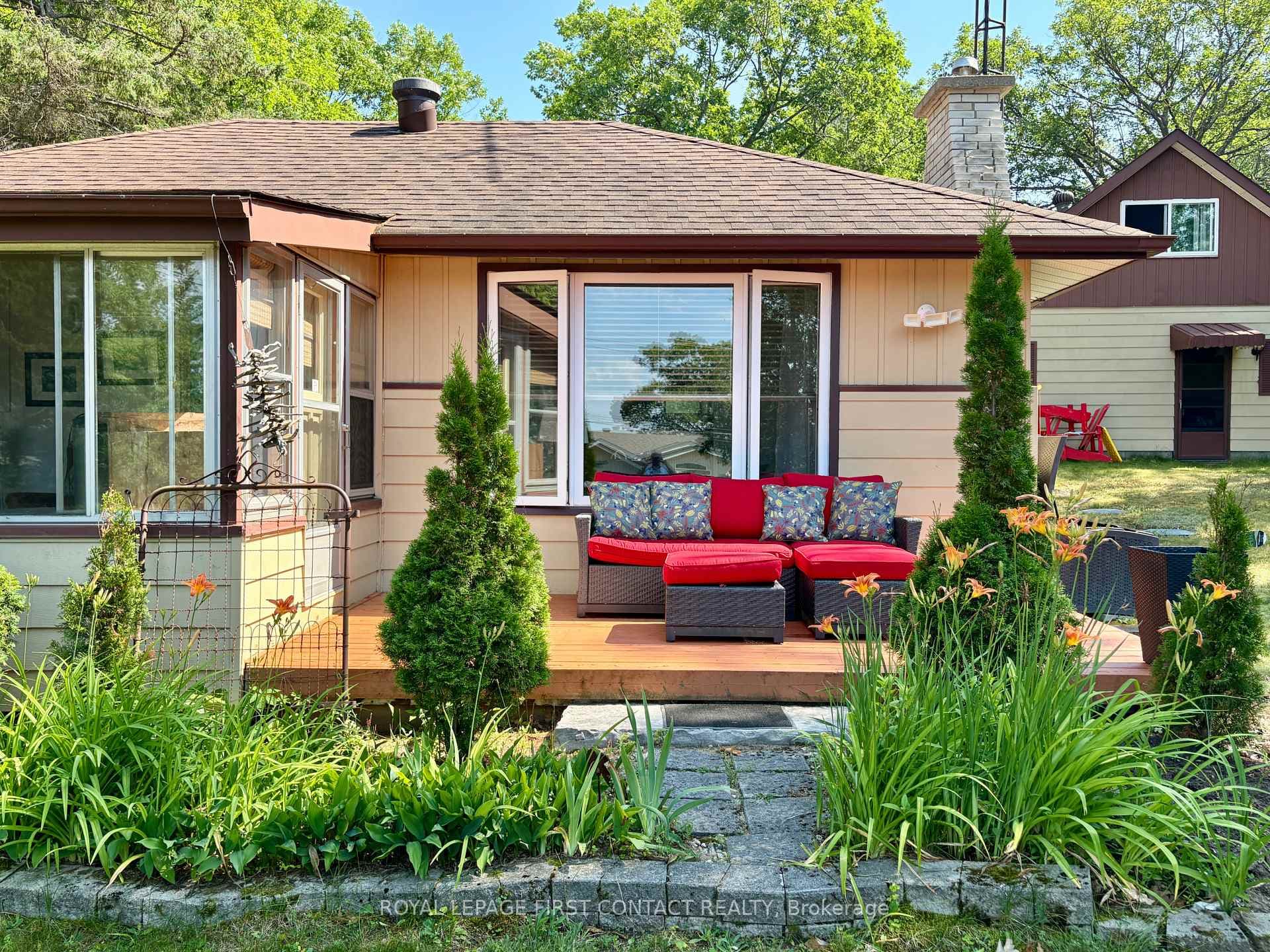 Cottage Deck