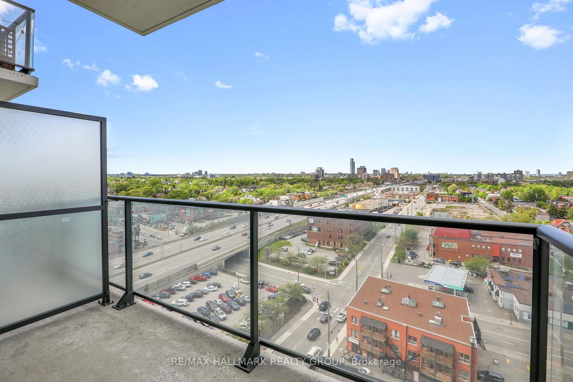 203 Catherine Street Unit 1204 photo 21