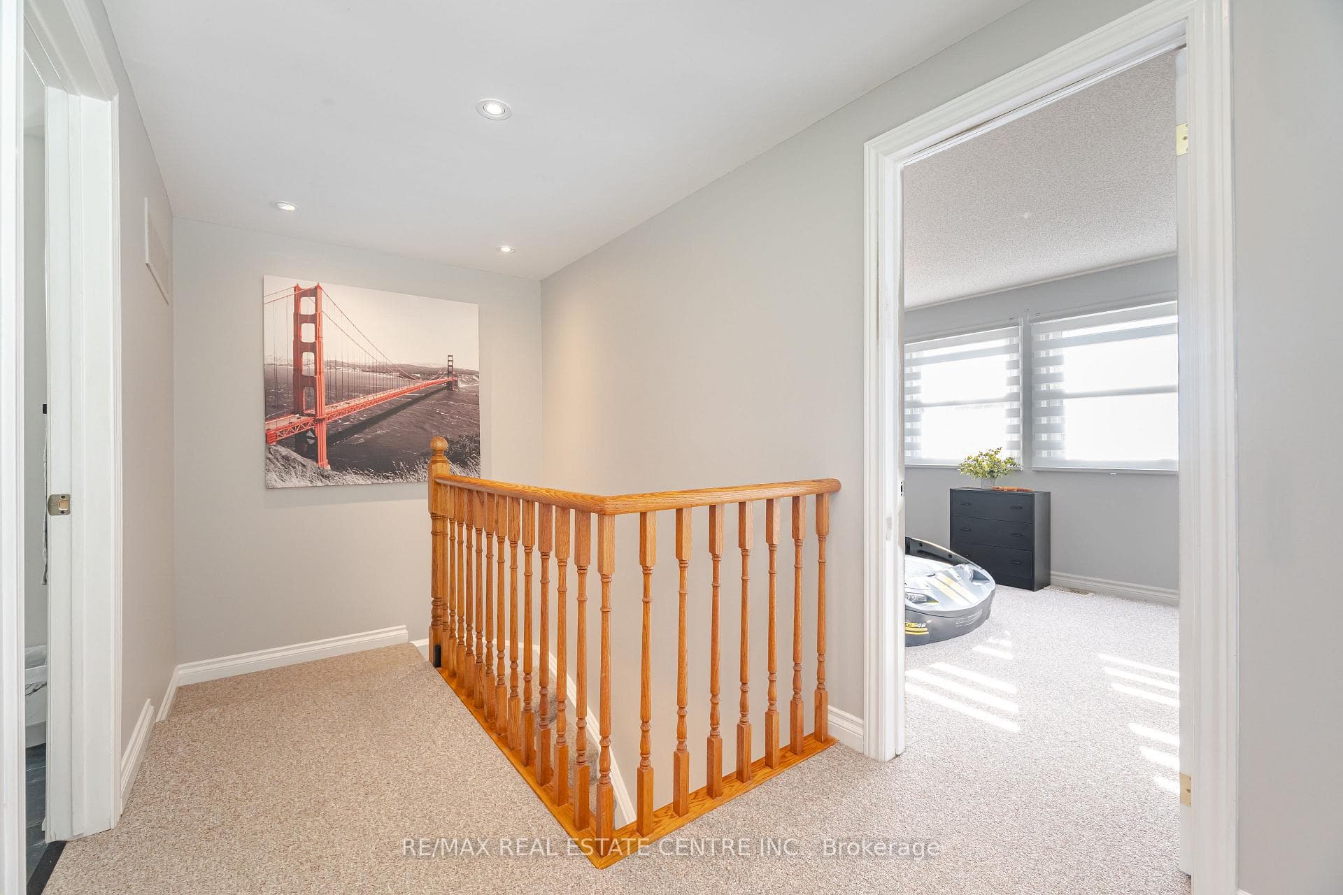 547 Marcellus Avenue photo 21