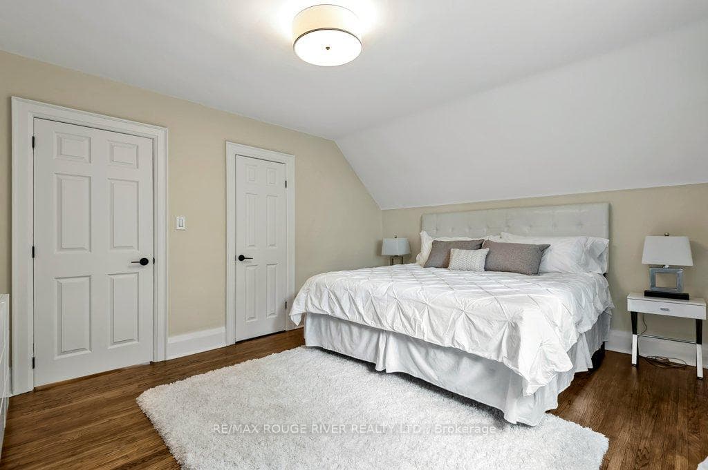62 Bowie Avenue photo 17