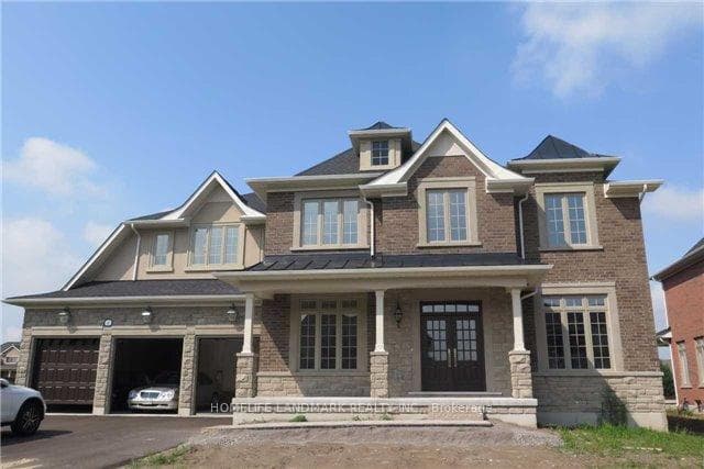 6 Country Club Crescent photo 1