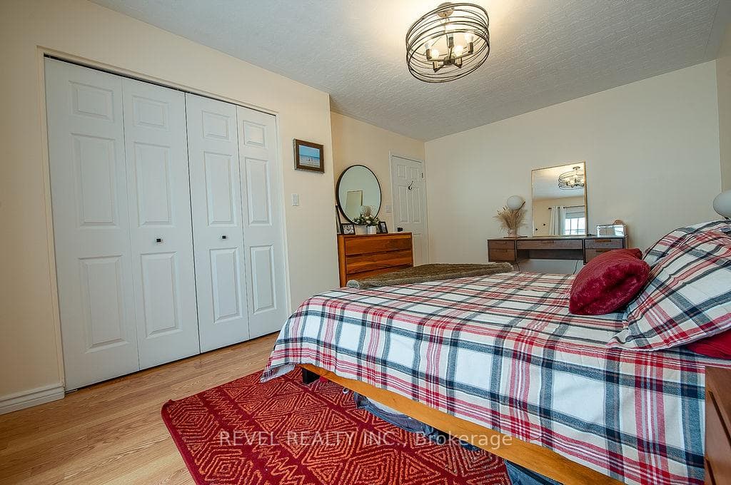 1150 Park Avenue photo 22