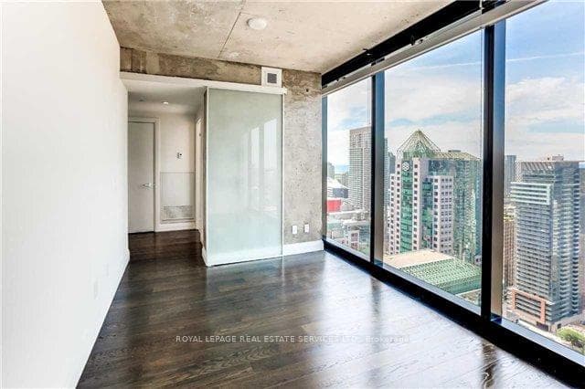 224 King Street Unit 3406 photo 11