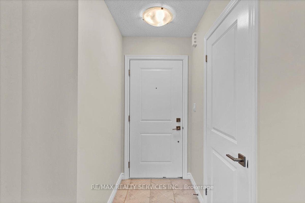 445 Ontario Street Unit 96 photo 7