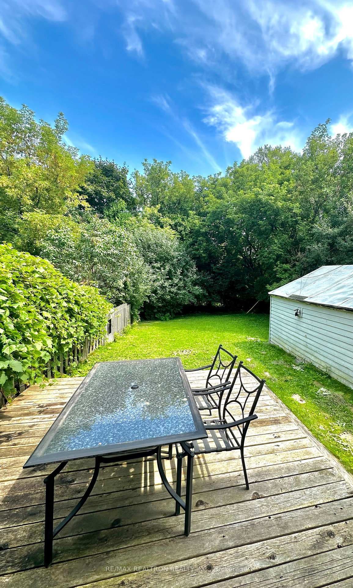 19 RICHARDSON Drive photo 16