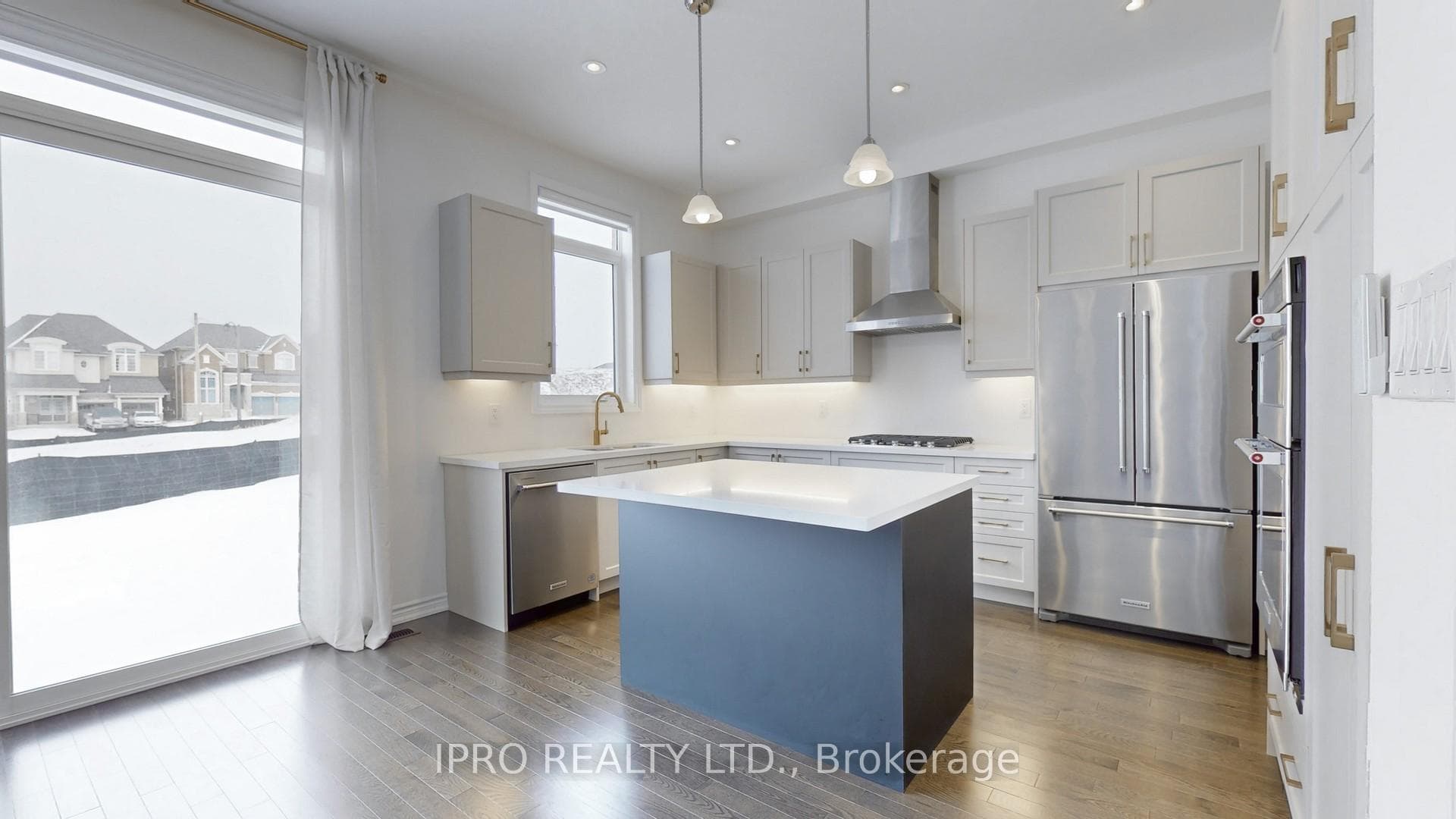 55 Deepwood Crescent photo 14