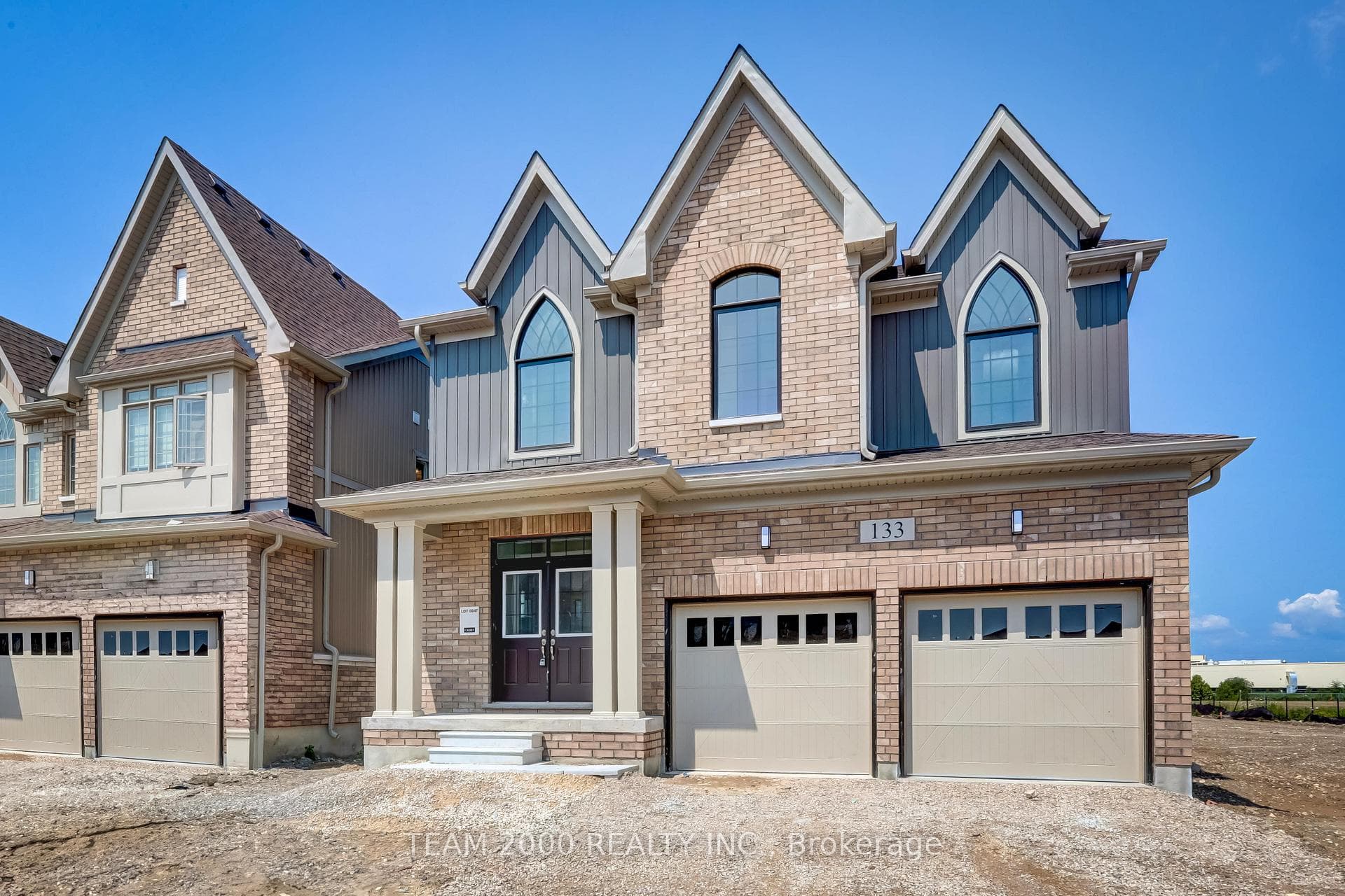 133 Raftis Street photo 1