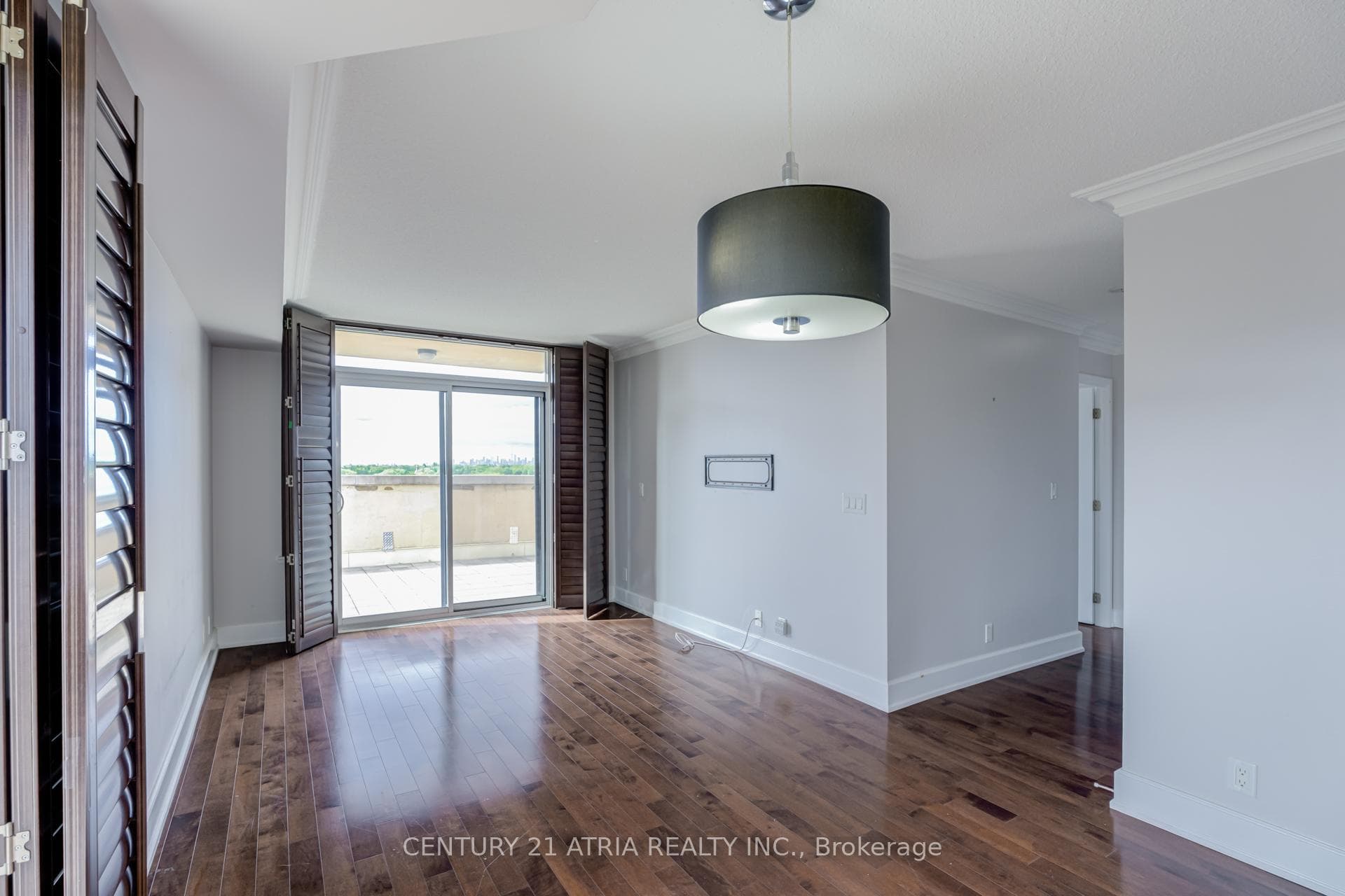676 Sheppard Avenue Unit LPH703 photo 10
