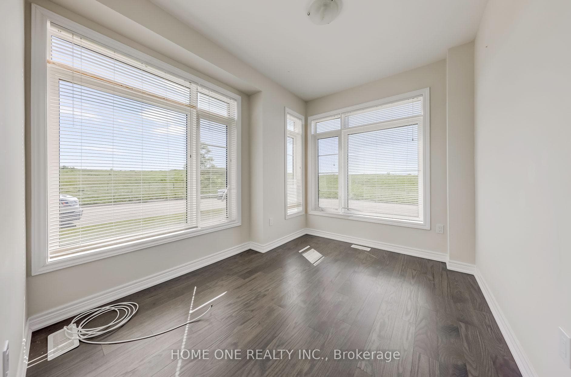 51 Eastgrove Square photo 17