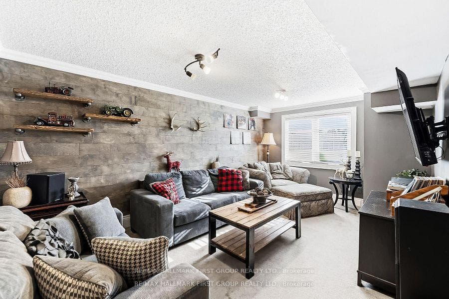 14 Ormandy Court photo 29