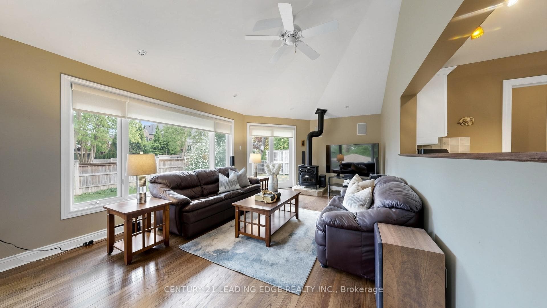 103 Robinson Street photo 21