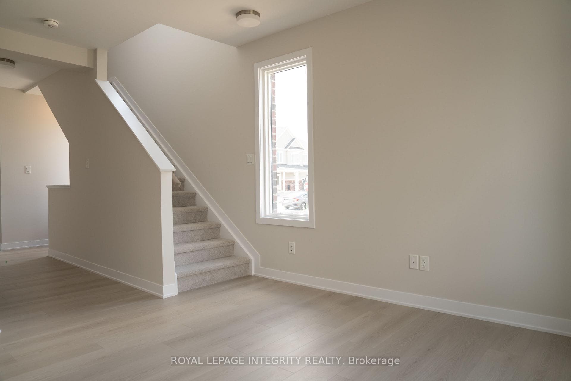 735 HAFLINGER Row photo 9