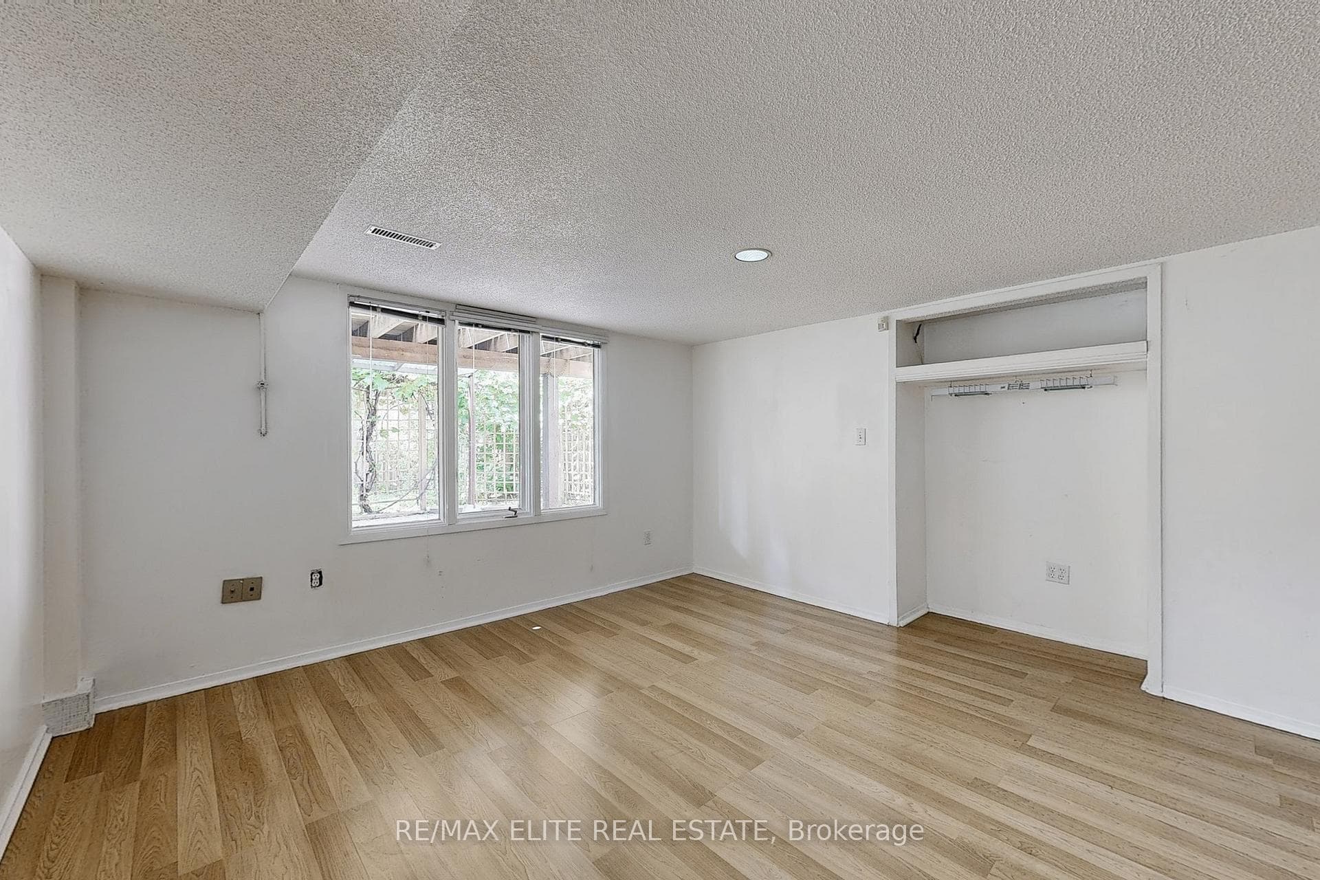 48 John Button Boulevard photo 24