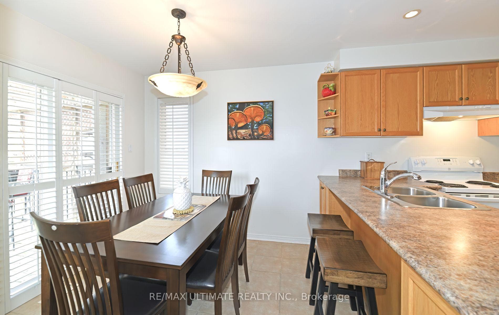 107 Echoridge Drive photo 15