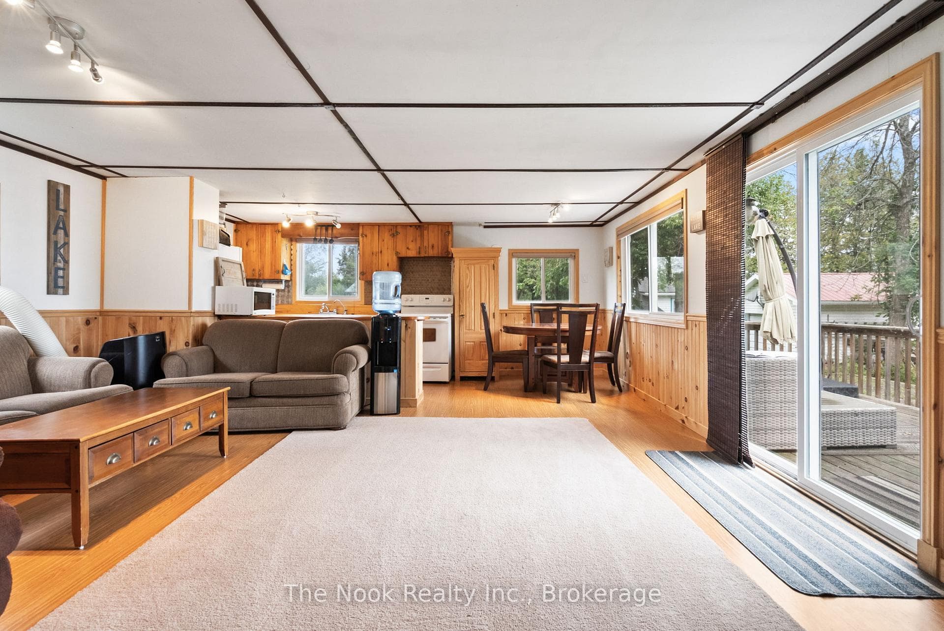 37 Goldfinch Lane photo 7