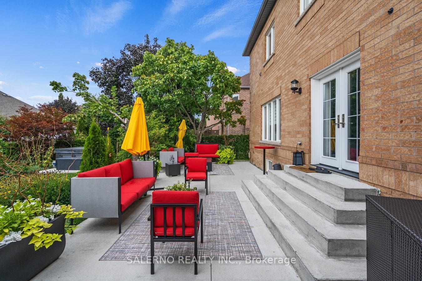 552 Vaughan Mills Road photo 38