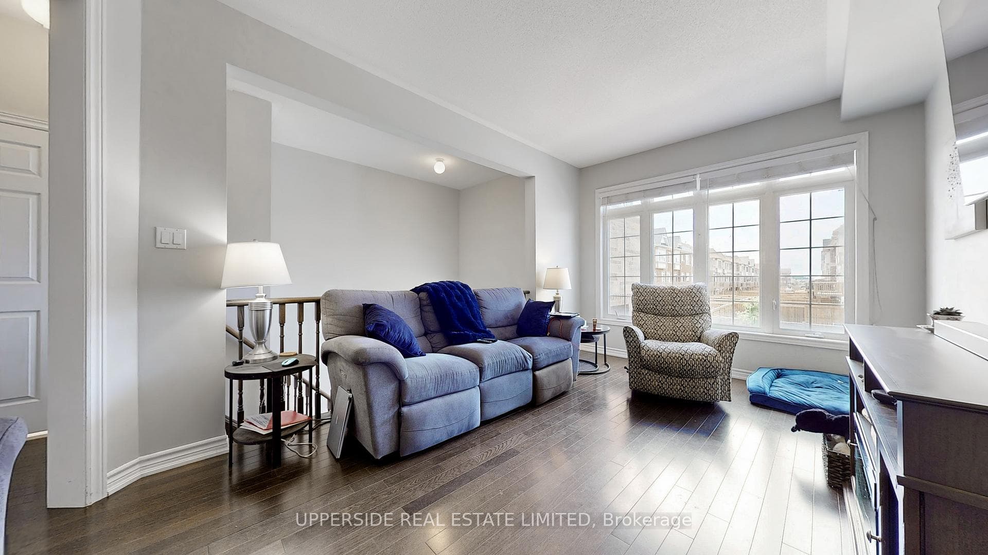 180 Sunset Terrace photo 4