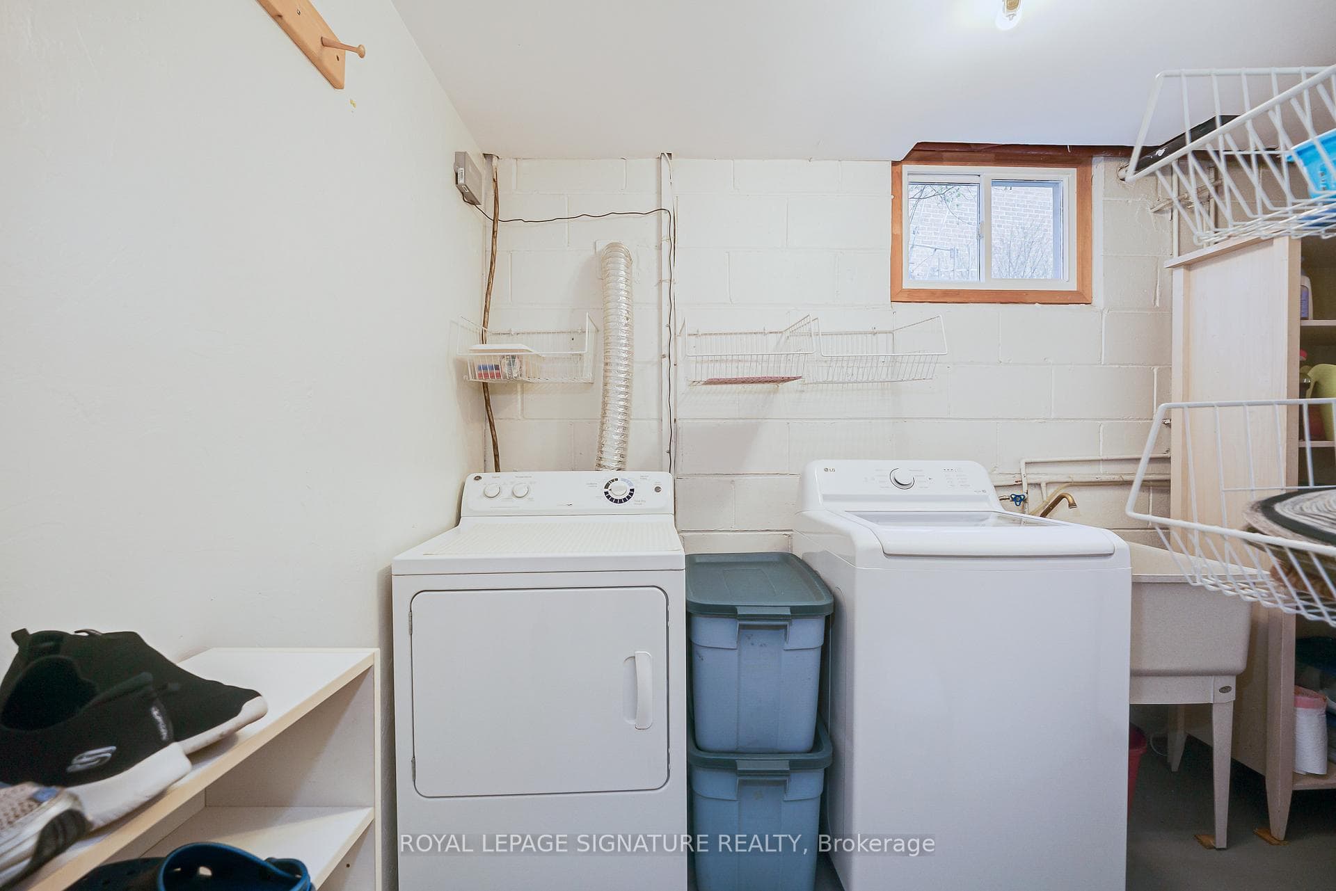 44 Harrington Crescent photo 35