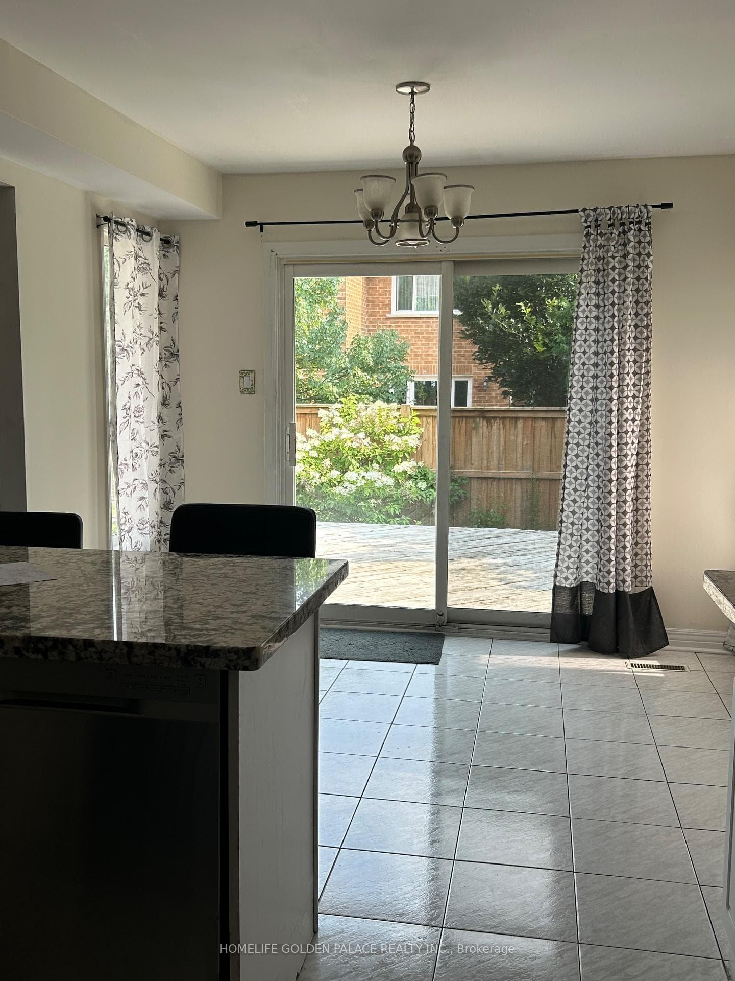7 Gilbank Drive photo 8