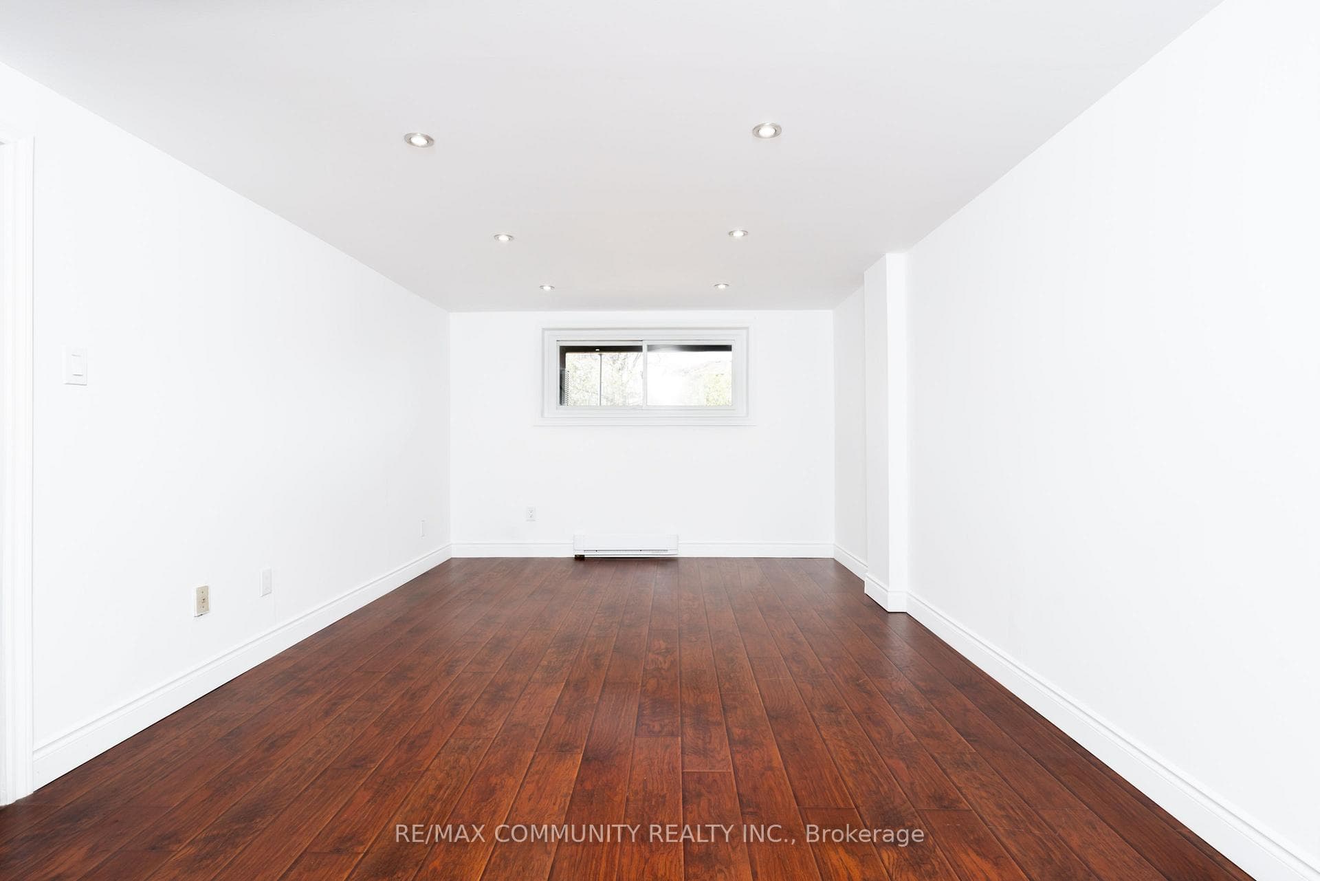 2 White Abbey Park Unit 19 photo 23