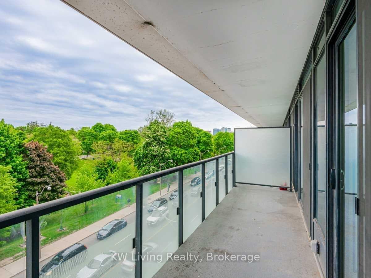 3018 Yonge Street Unit 409 photo 17