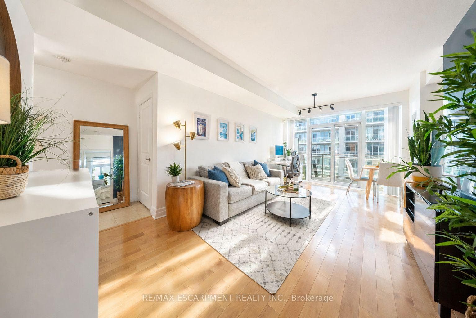 58 Marine Parade Drive Unit 707 photo 8