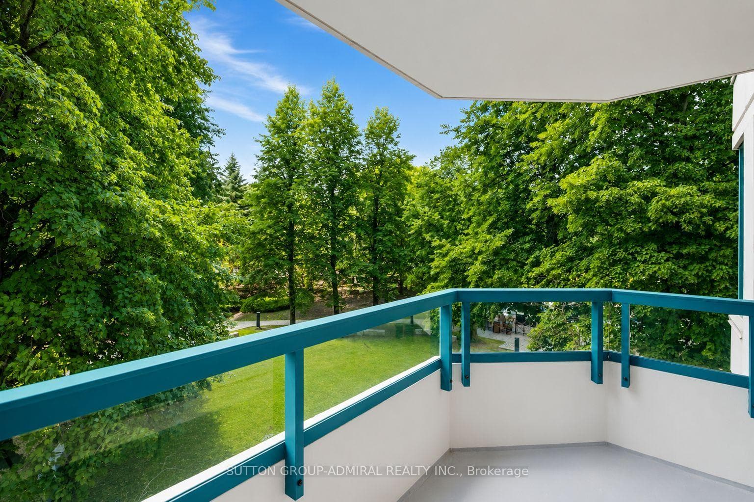 7250 Yonge Street Unit 311 photo 9
