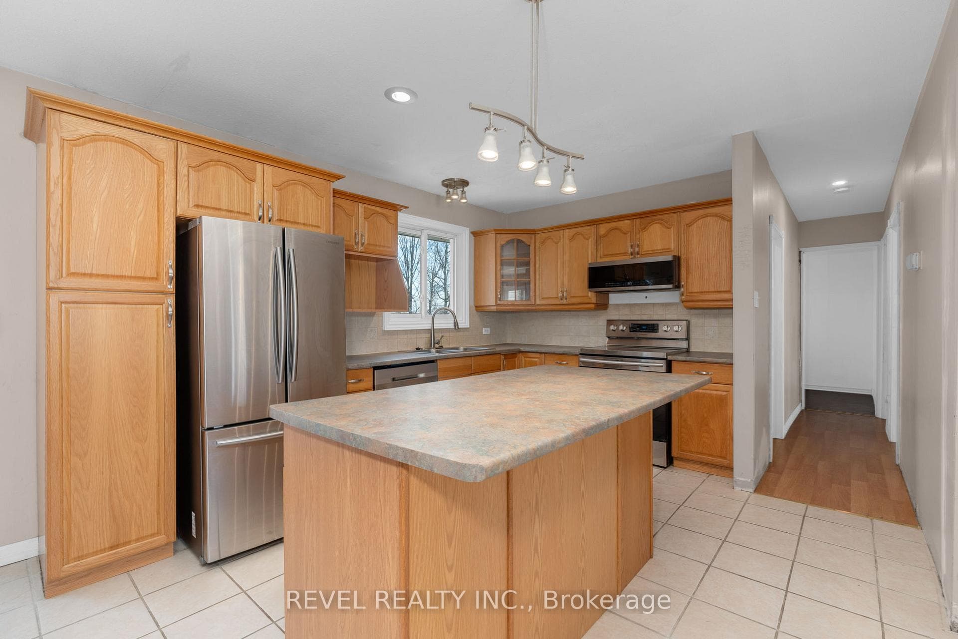 23 Greengables Drive photo 8