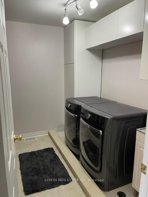 2449 Grand Oak Trail photo 9