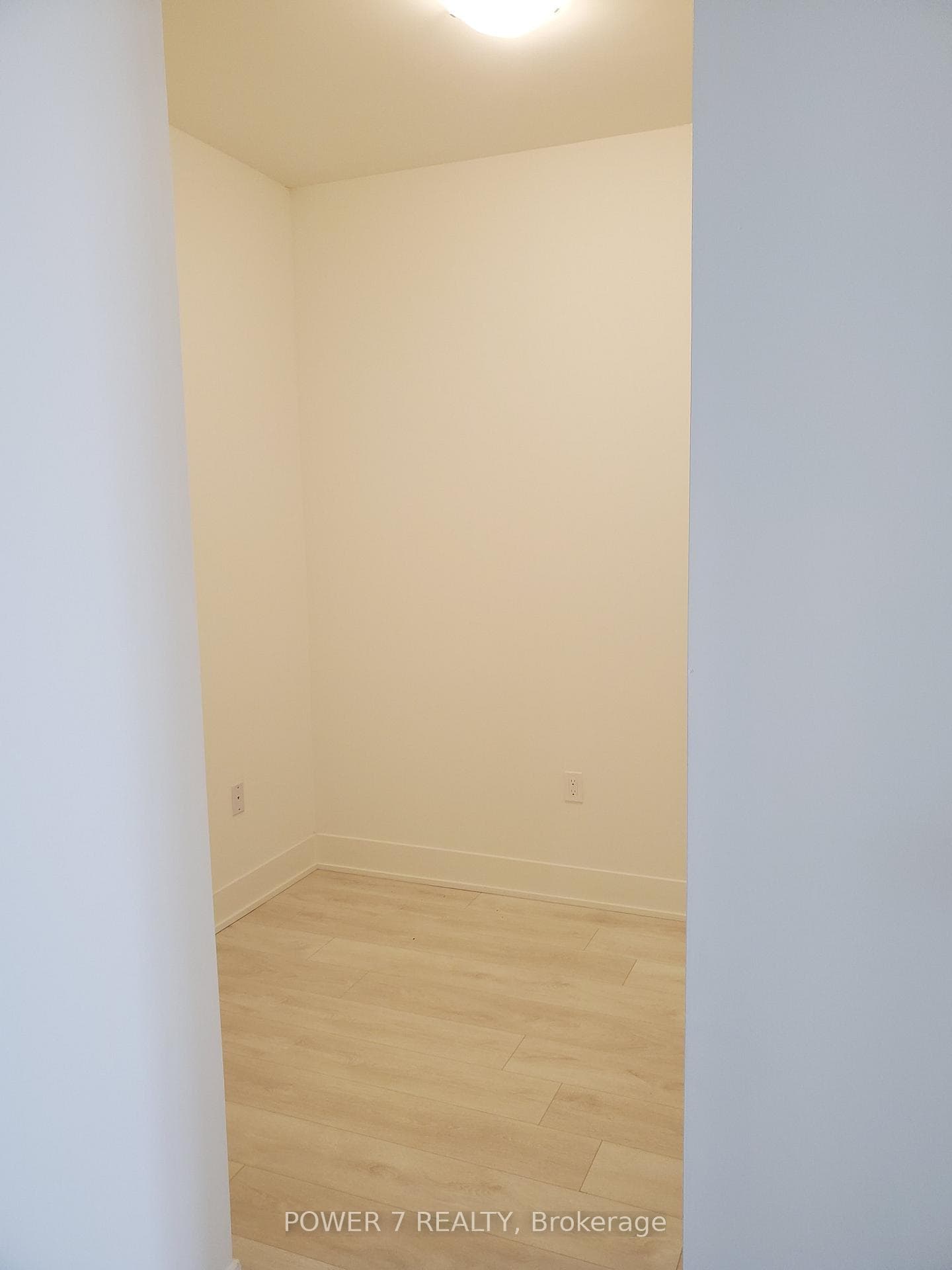 2908 Highway 7 Road Unit 1604 photo 8