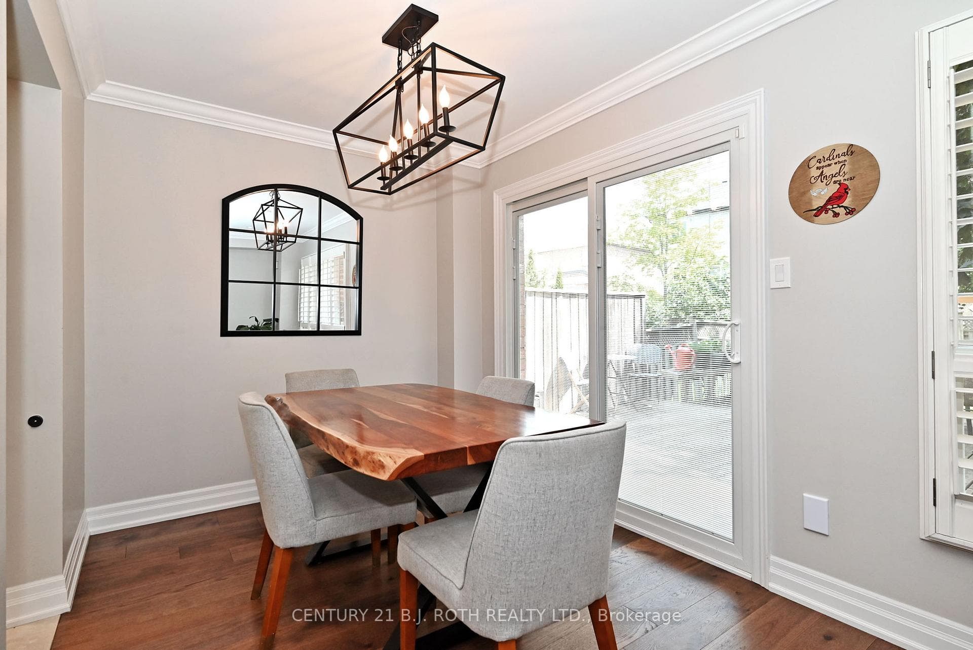 99 Sandfield Drive photo 11