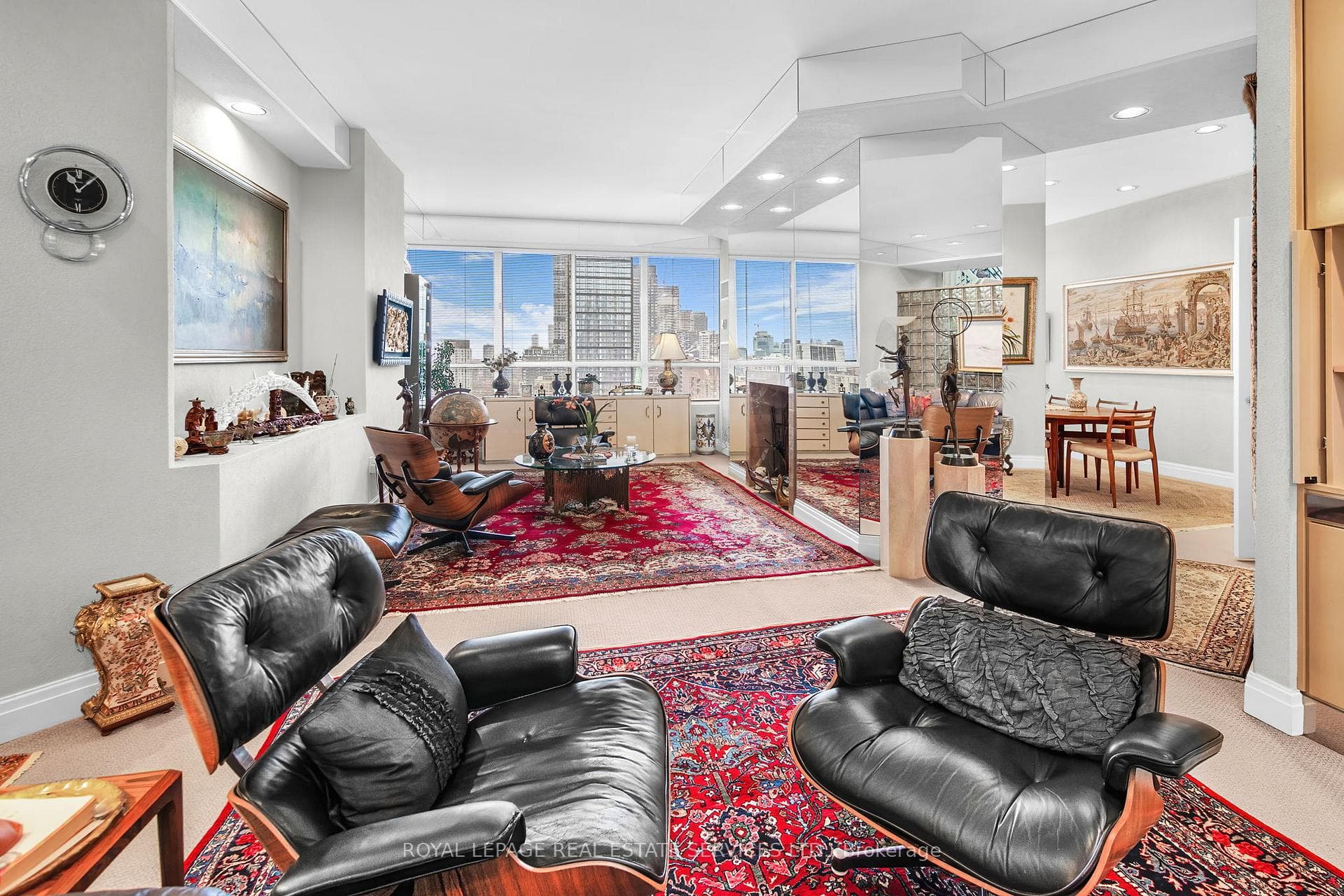 130 Carlton Street Unit PH5 photo 8