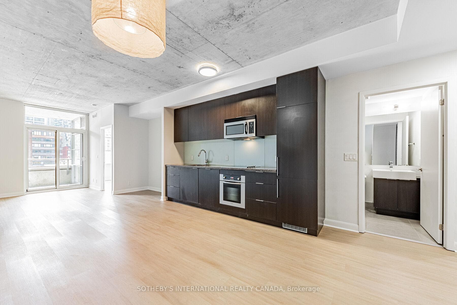 478 King Street Unit 609 photo 9