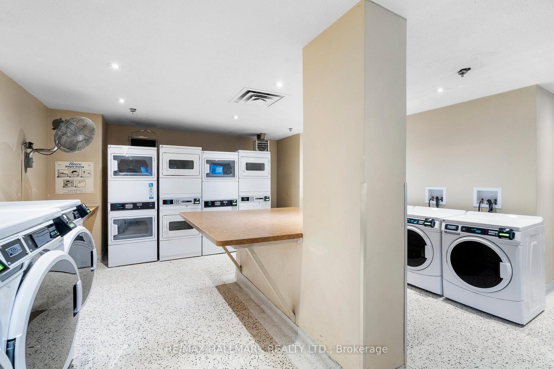 40 Homewood Avenue Unit 2501 photo 37