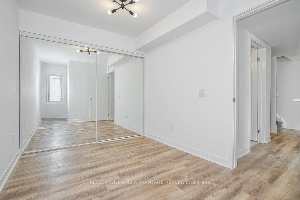 40 Ed Clark Gardens Unit TH17 photo 14
