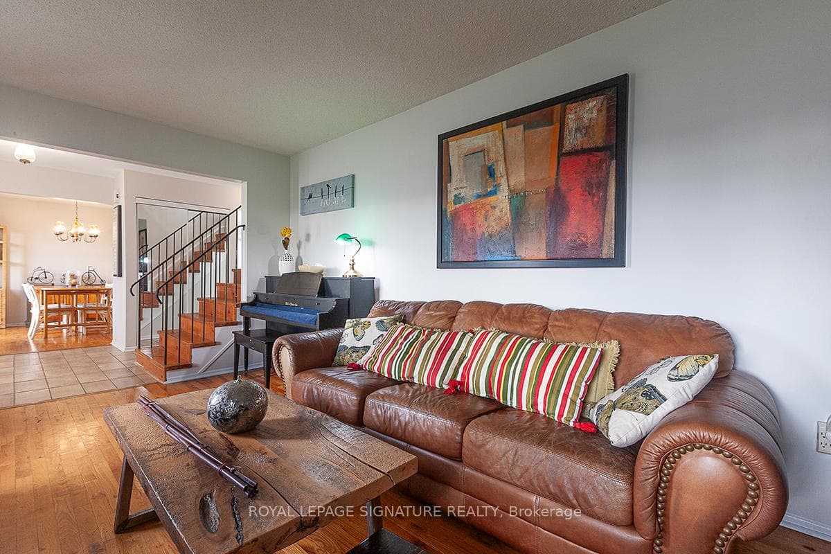 55 Malabar Crescent photo 9
