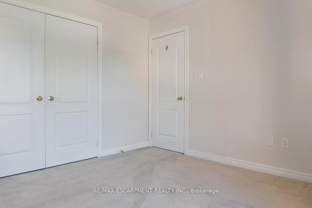 1146 Upper River Court photo 29
