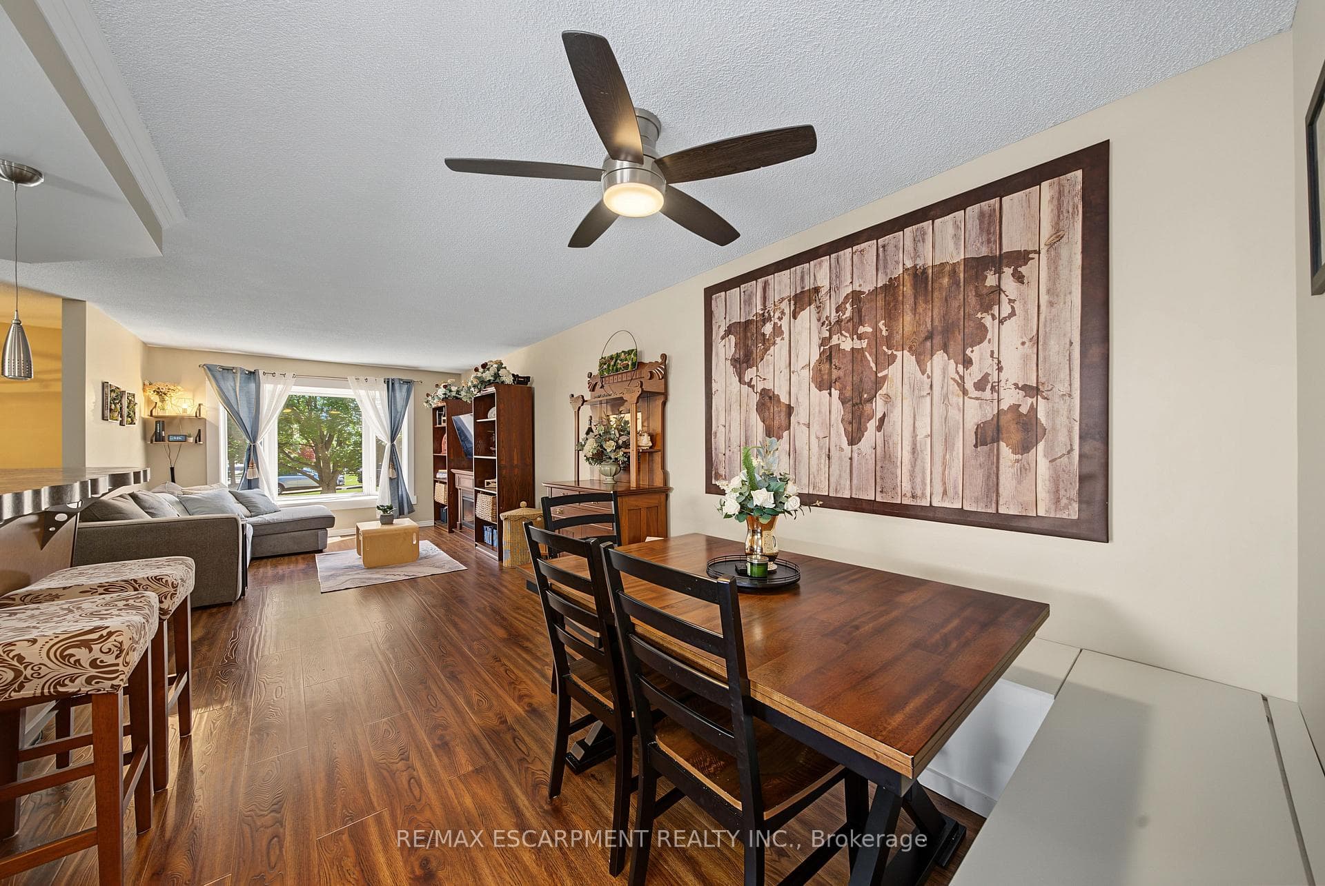 4917 Homestead Drive photo 9