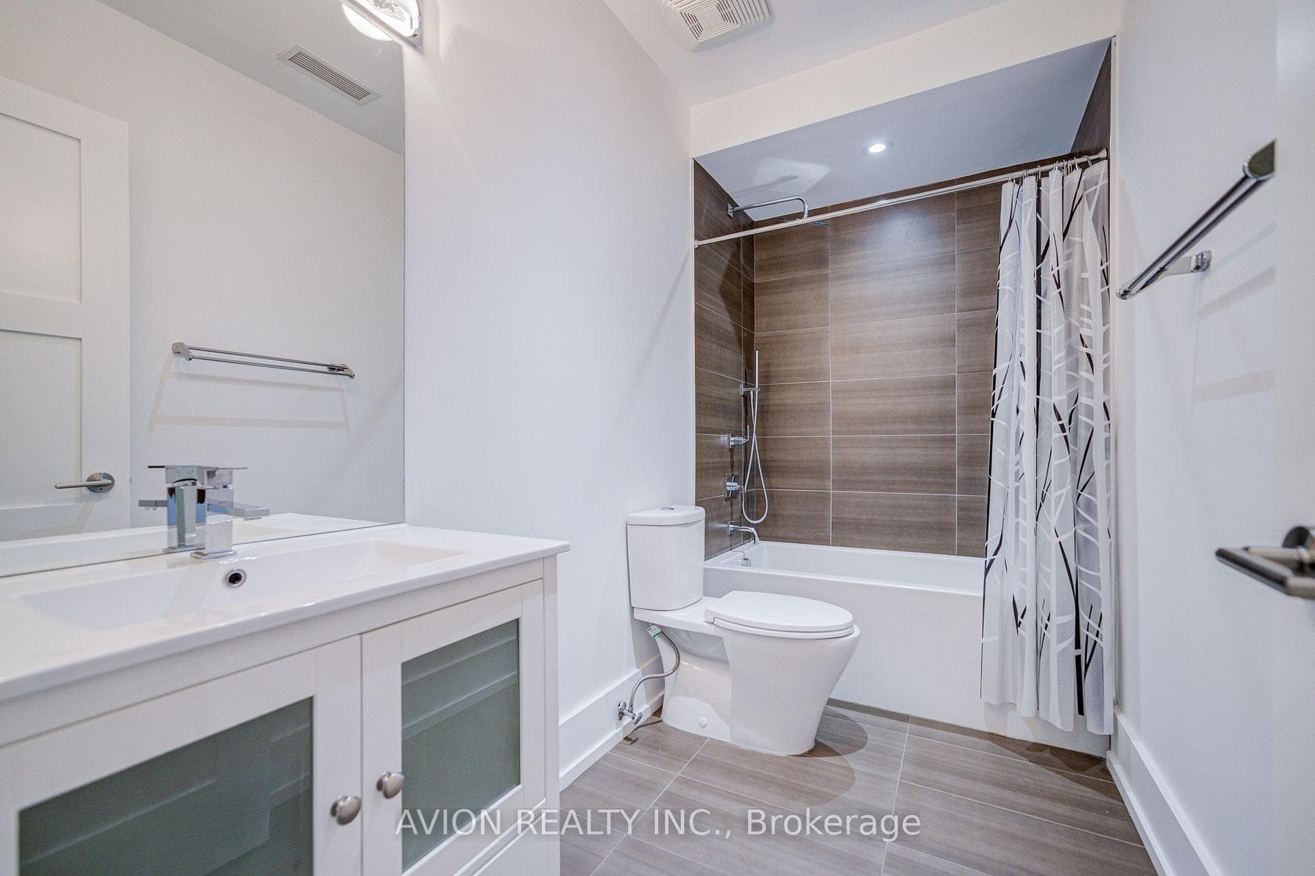 7A Sylvan Avenue photo 33