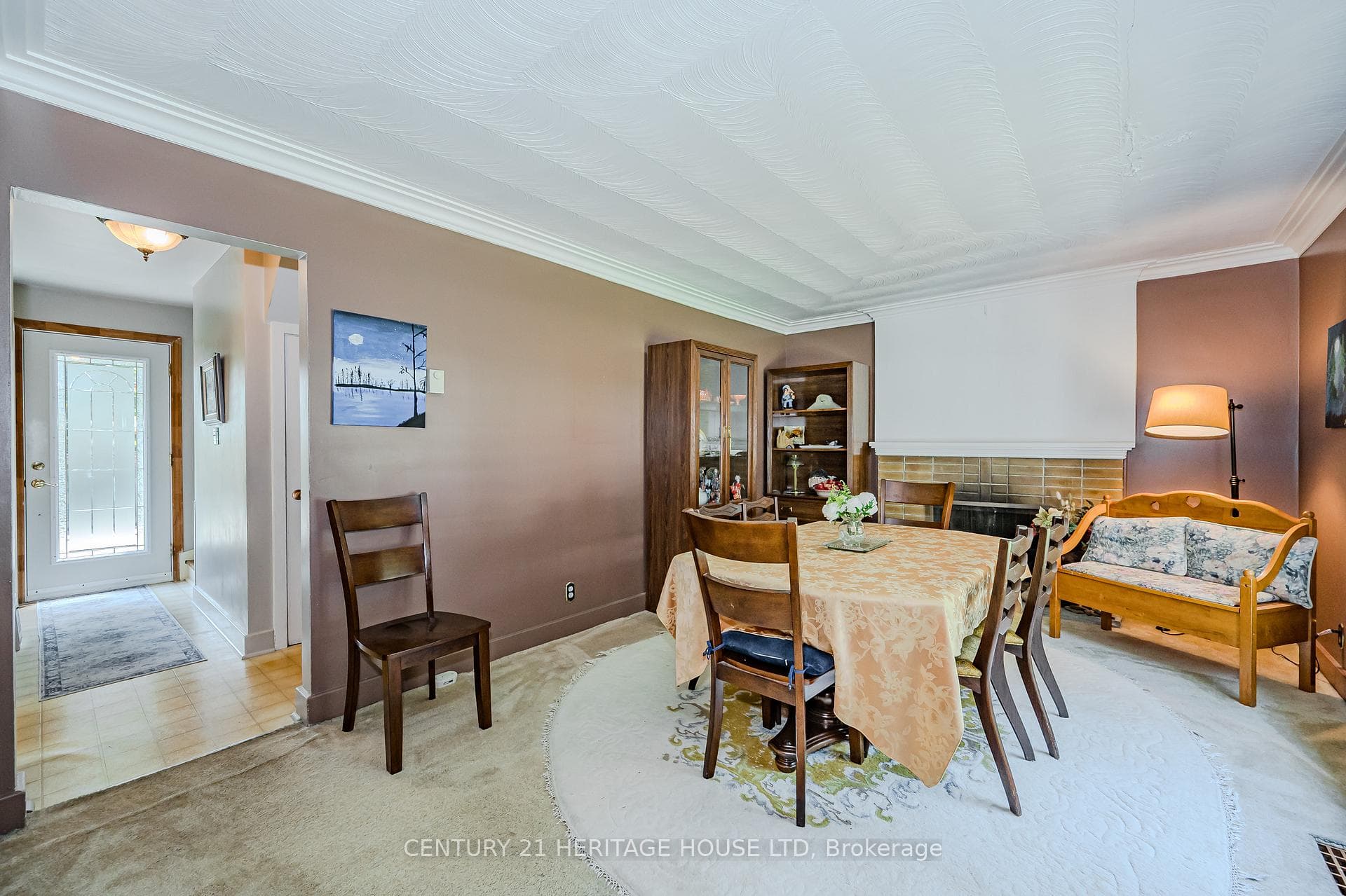 14 Torrance Crescent photo 6