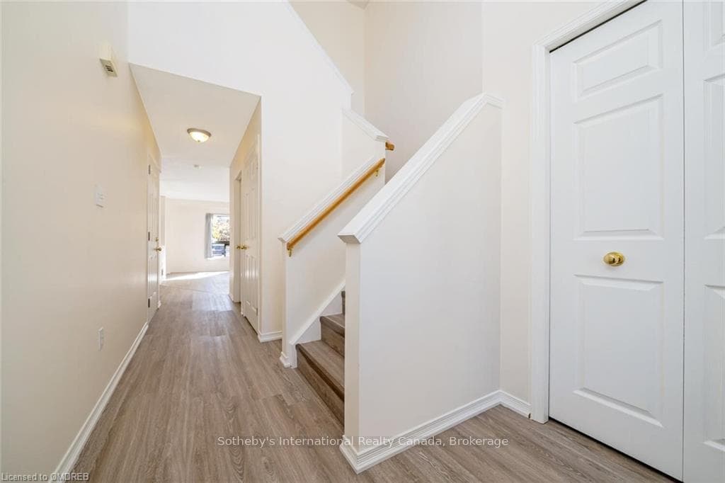 571 WILD IRIS Avenue photo 17