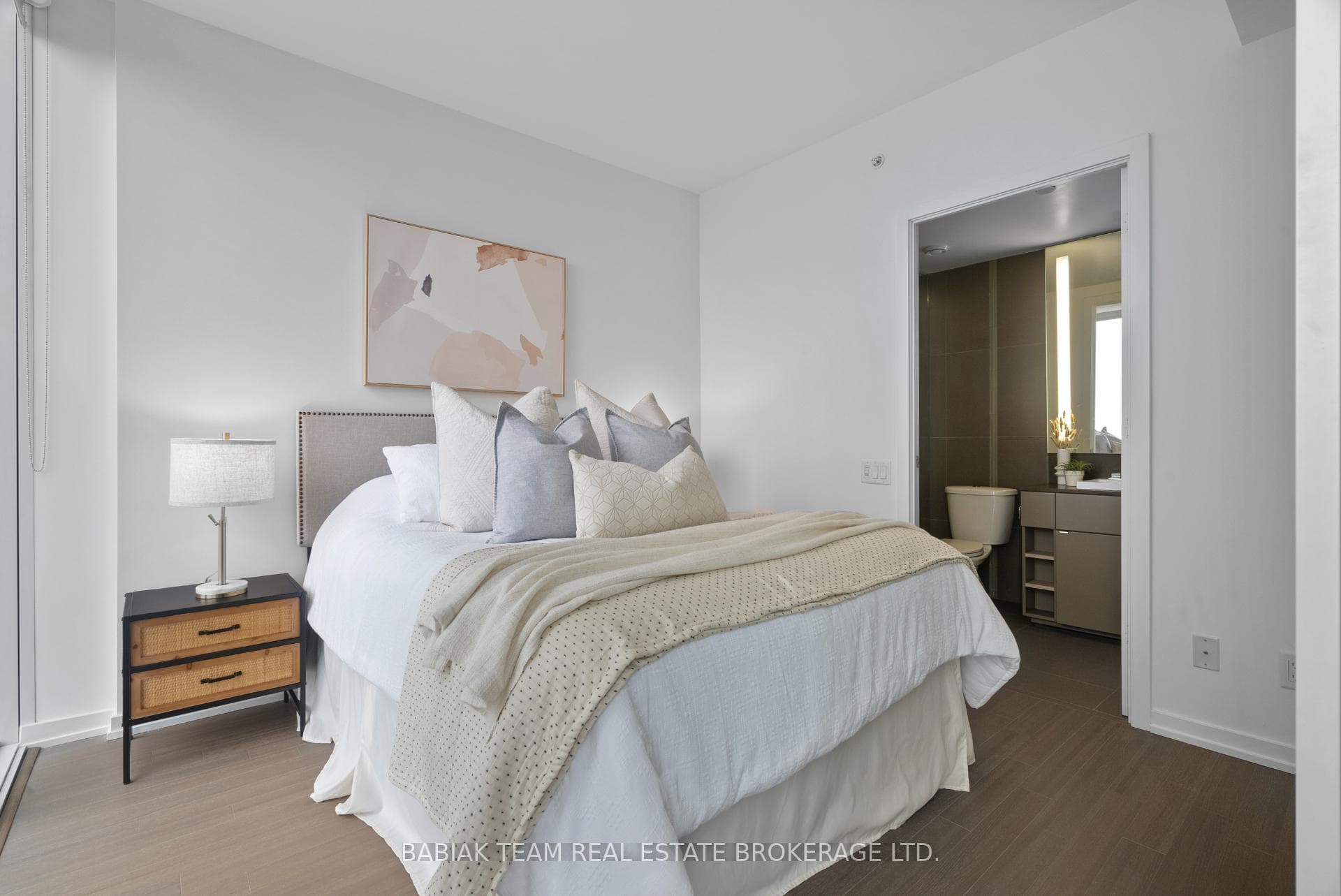 101 Peter Street Unit 3309 photo 16